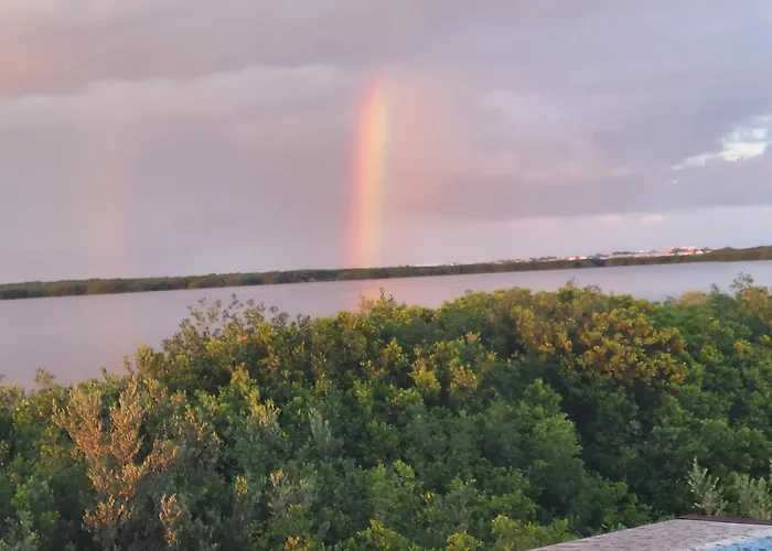 The Spot Tarpon Bay Apartment *